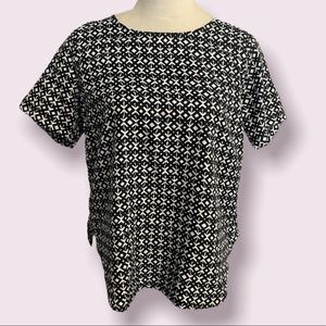 Light Geometric T Shirt Blouse